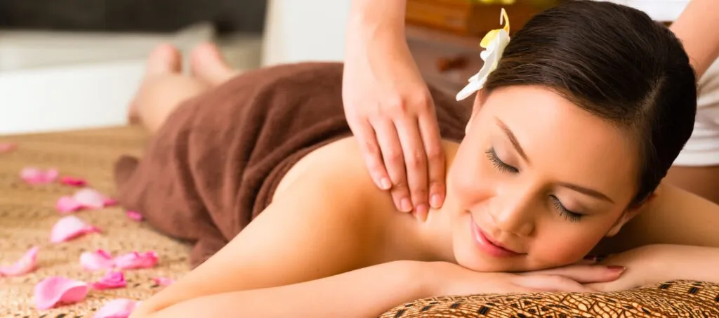 back shoulder massage