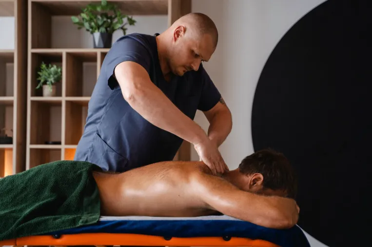 Sports Massage at Home any town of Algarve img 2